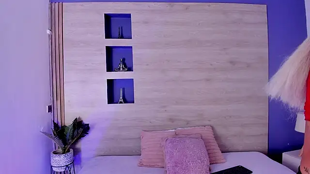 Snapshot of Danhia_hott chatting on 15, 1, 2026 Danhia hott online show from 15, 1, 2026