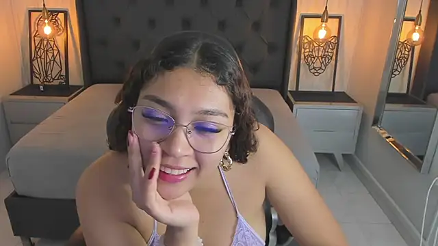 angelinemore online show from 18, 2, 2026