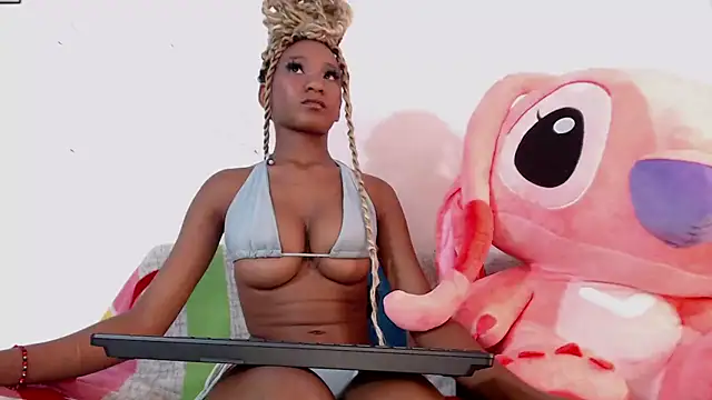 litte ebonyx online show from 16, 4, 2026