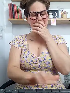 SofiEsteves online show from 20, 3, 2026