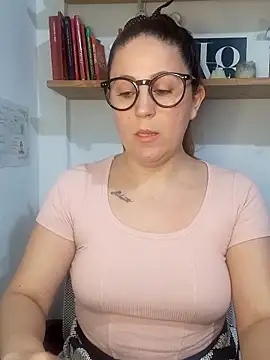 SofiEsteves online show from 25, 5, 2026