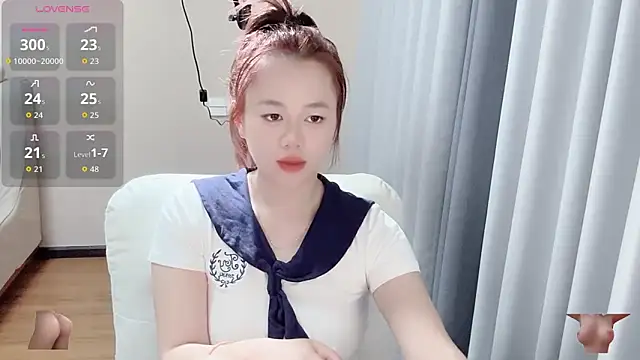 Amireux-8 online show from 22, 3, 2026