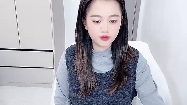 Amireux-8 online show from 9, 2, 2026