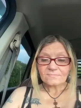 lindzybella online show from 15, 5, 2026