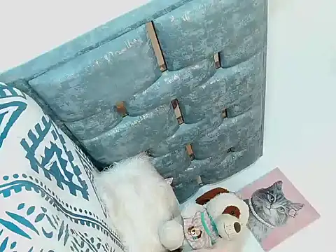 titania1502 online show from 8, 1, 2026