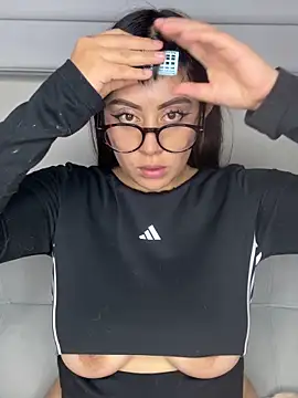 justmariee online show from 7, 4, 2026