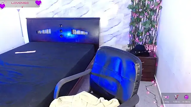 Snapshot of latin_mommy_ chatting on 19, 1, 2026 latin mommy online show from 19, 1, 2026