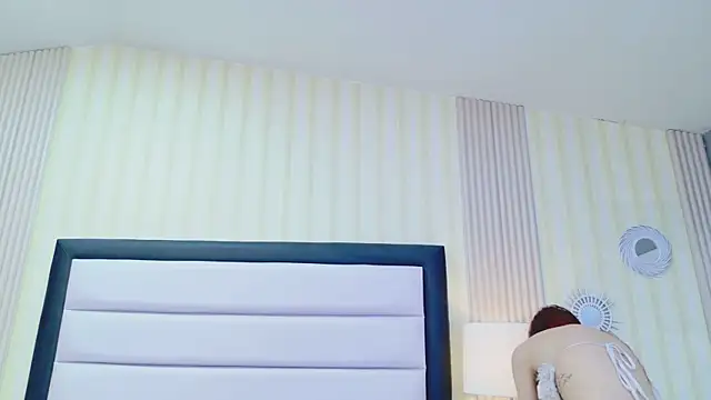 ScarlettFoox online show from 7, 4, 2026