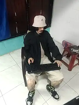 sk8-boy online show from 13, 2, 2026