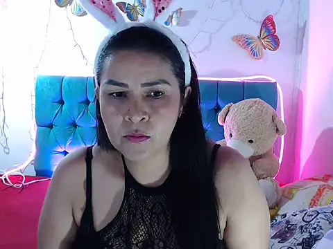 Snapshot of MarilynRoxy chatting on 10, 1, 2026 MarilynRoxy online show from 10, 1, 2026