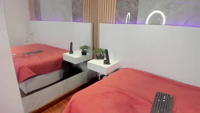 PamelaRed  online show from 11, 2, 2026