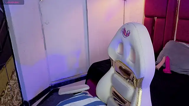 Snapshot of morgana_white chatting on 13, 2, 2026 morgana white online show from 13, 2, 2026