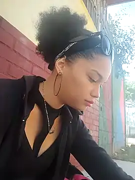 ChloeRaviss  online show from 20, 12, 2025