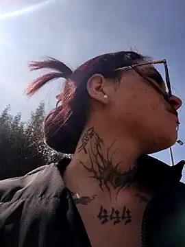 mara adiction online show from 18, 12, 2025