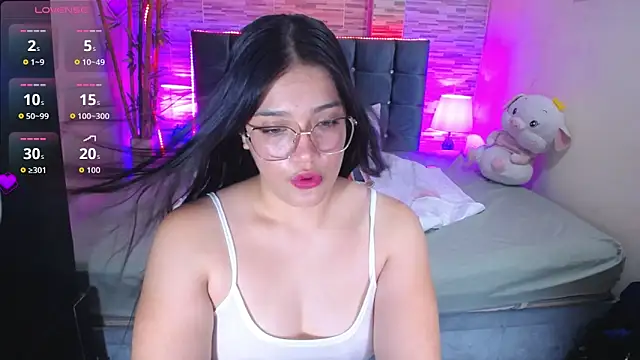 Valeri hot22 online show from 19, 5, 2026