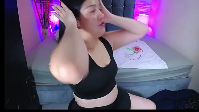 Valeri hot22 online show from 12, 5, 2026