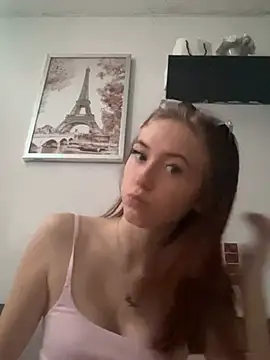 Keriacat  online show from 25, 2, 2026