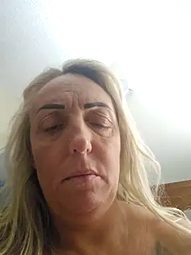 theblondecocklover online show from 4, 4, 2026