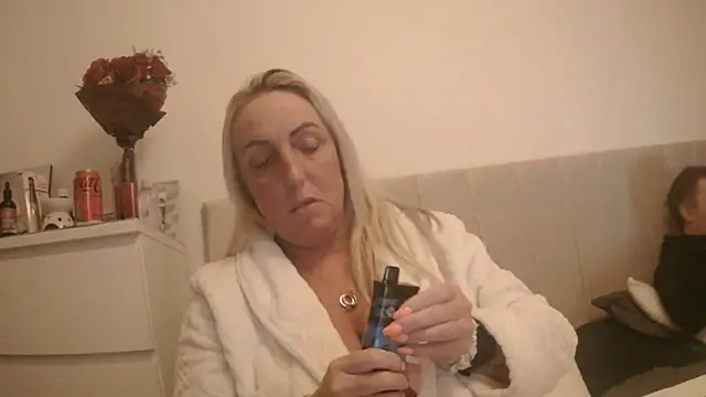 theblondecocklover online show from 16, 3, 2026