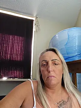 Snapshot of theblondecocklover chatting on 17, 5, 2026 theblondecocklover online show from 17, 5, 2026