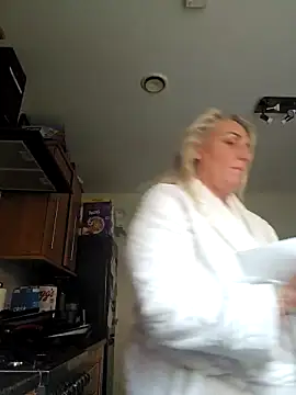 theblondecocklover online show from 11, 3, 2026