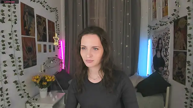 Ariadna Shy online show from 25, 10, 2025