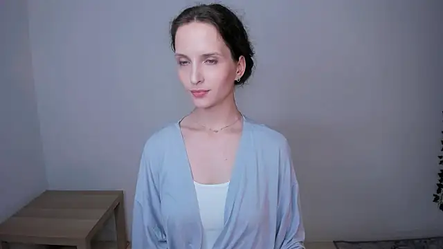 Snapshot of Ariadna_Shy chatting on 13, 6, 2026 Ariadna Shy online show from 13, 6, 2026