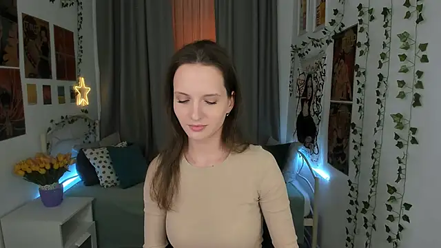 Ariadna Shy online show from 1, 2, 2025