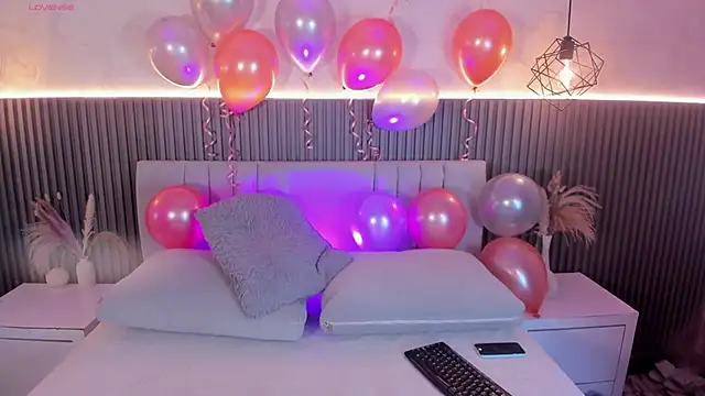 CharloteBrown  online show from 16, 1, 2026