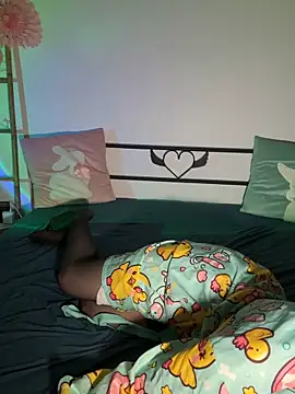 Mmebouhoups online show from 21, 4, 2026