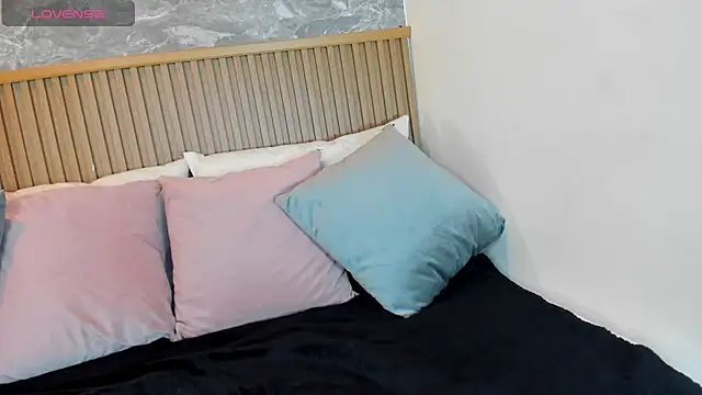 Snapshot of alina_souvage_ chatting on 8, 2, 2026 alina souvage online show from 8, 2, 2026