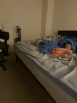 Kingbertfeet online show from 3, 2, 2026