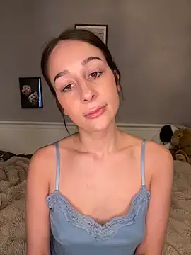 ChiaraSommer online show from 9, 4, 2026