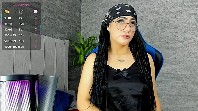 Odett Khast online show from 22, 12, 2025