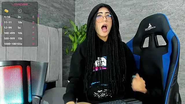 Odett Khast online show from 21, 12, 2025