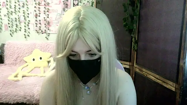 MysticYumiko online show from 20, 4, 2026