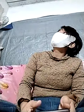 Snapshot of Girl-6868 chatting on 7, 1, 2026 Girl-6868 online show from 7, 1, 2026