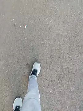 AqueousCrepe online show from 14, 4, 2026