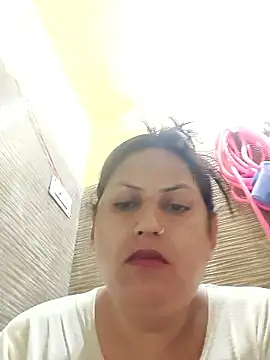 Hotmylips online show from 17, 4, 2026