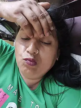 Hotmylips online show from 9, 5, 2026