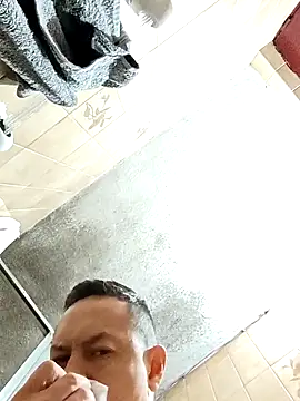 L hotcream online show from 11, 3, 2026