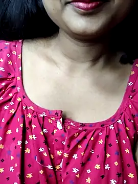 sweety-sexy2 online show from 18, 12, 2025