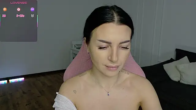 Lady charm   online show from 13, 1, 2026