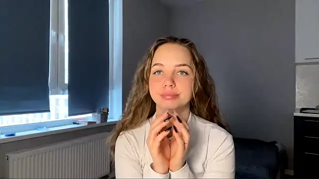 AliceQueenGirl online show from 15, 1, 2026