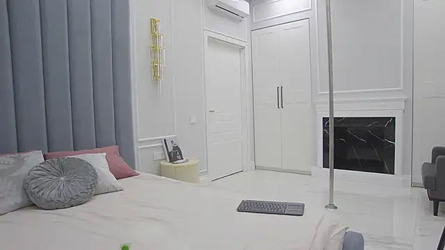 IvyBriggs online show from 17, 1, 2026