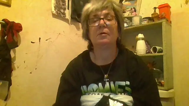 Snapshot of becky1111 chatting on 11, 6, 2026 becky1111 online show from 11, 6, 2026