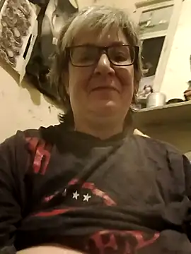 Snapshot of becky1111 chatting on 17, 7, 2026 becky1111 online show from 17, 7, 2026