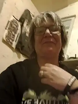 Snapshot of becky1111 chatting on 20, 7, 2026 becky1111 online show from 20, 7, 2026