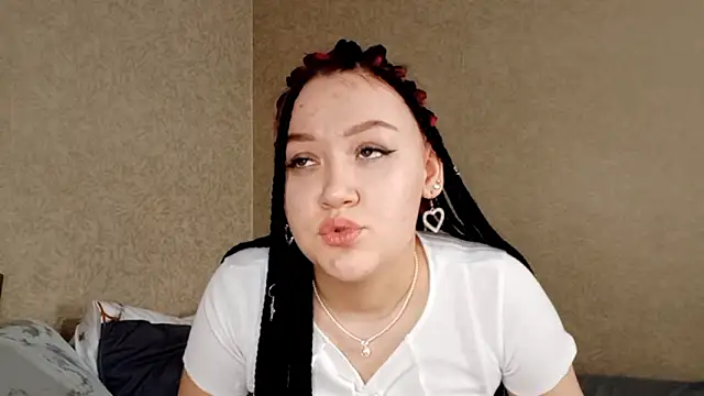 BigHeartMia online show from 3, 2, 2026