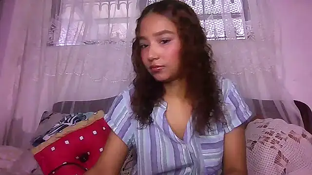 Snapshot of _natzury_ chatting on 3, 2, 2026 natzury online show from 3, 2, 2026